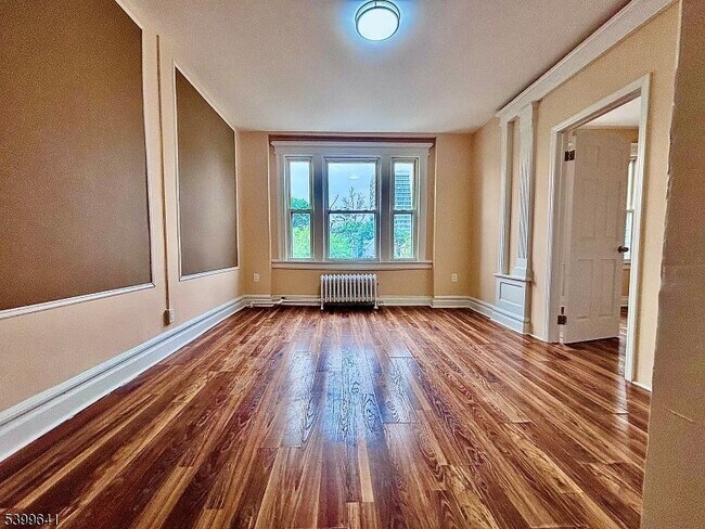 Building Photo - 62 Cambridge St