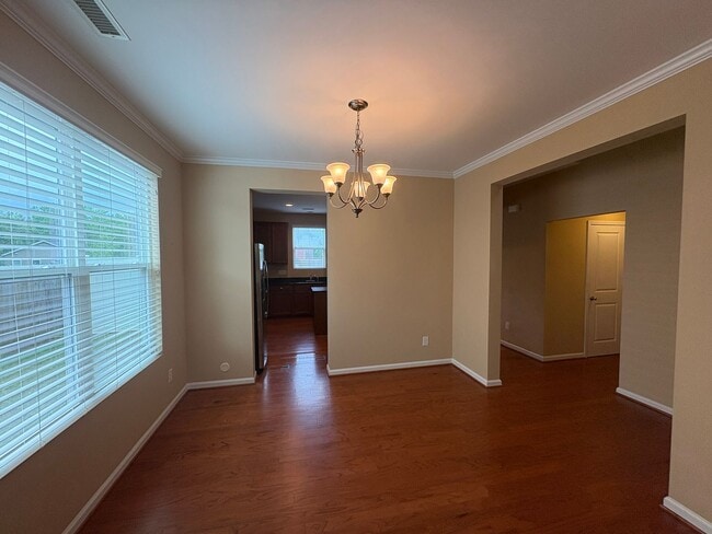 Building Photo - Gorgeous Sanford Home with Fenced Yard