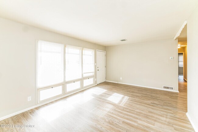 Building Photo - 9939 Appollo Ct
