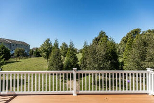 Building Photo - 429 Scarecrow Ct