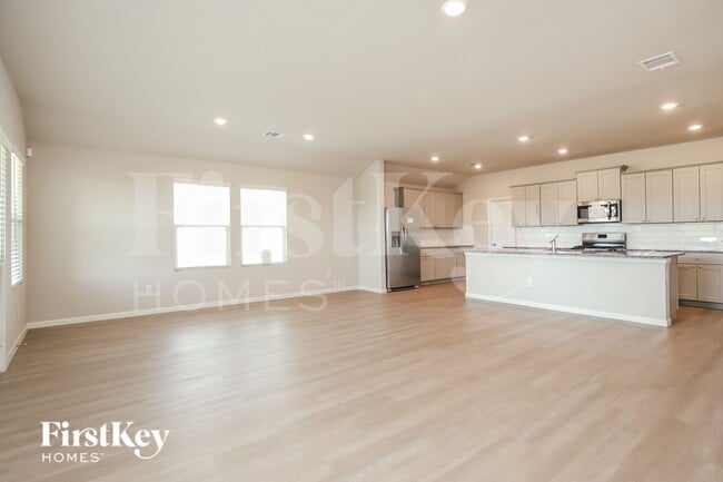 Building Photo - 13011 Thyme Wy