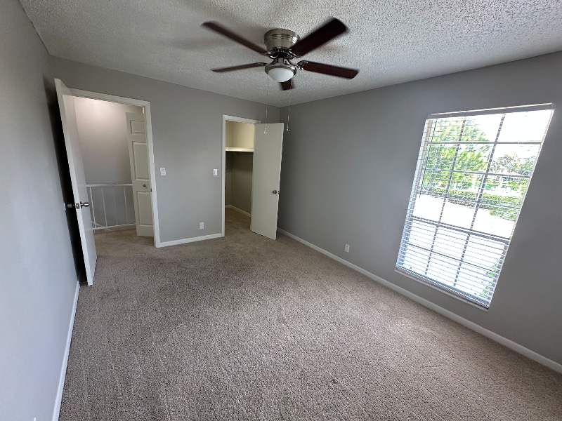 Building Photo - 5848 Queen Elizabeth Way