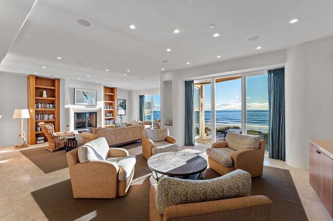 Building Photo - GORGEOUS CUSTOM BEACH HOME - Solimar Beach Colony