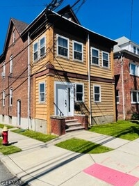 Building Photo - 735 Van Houten Ave