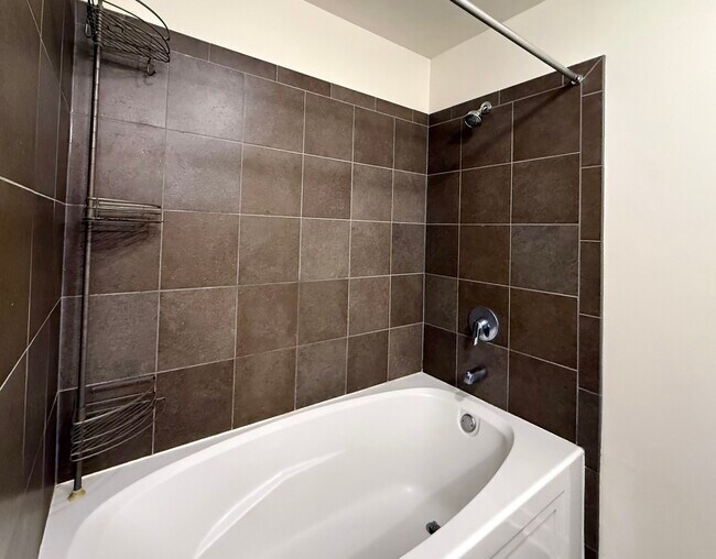 Building Photo - 1400 S Michigan Ave