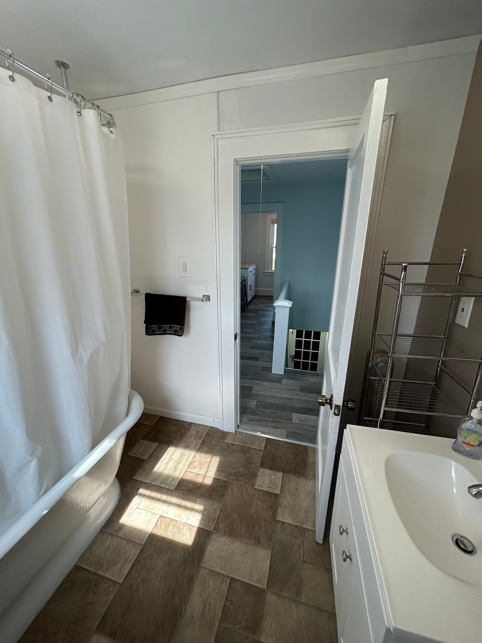 Building Photo - 534 Park Pl