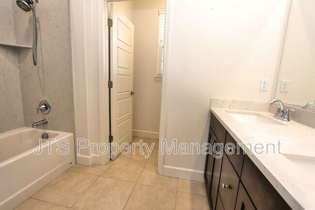 Building Photo - 3606 Nuestra Ave
