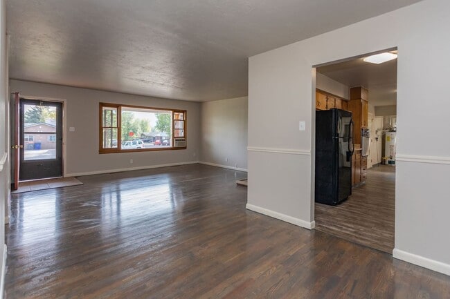 Building Photo - Nice Ranch Style Home in D12!