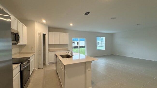 Building Photo - 3514 Kimbrough Dr