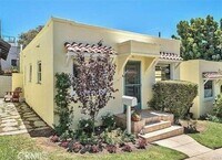 Building Photo - 2411 3rd St