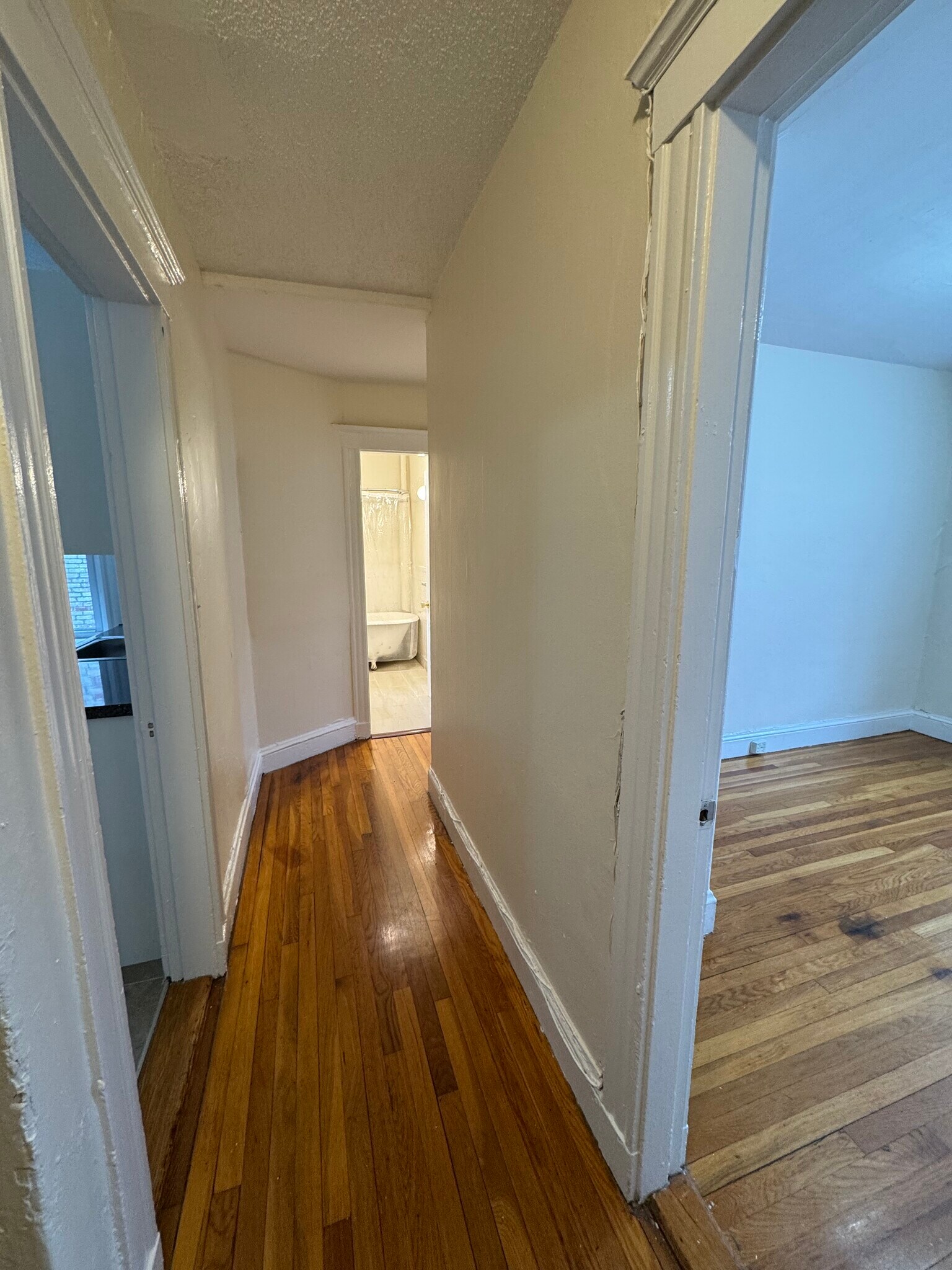 Building Photo - 5 Barrows St