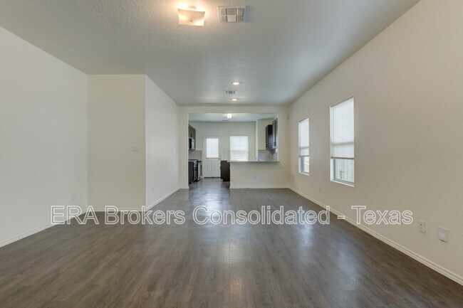 Building Photo - 5407 Shasta Pl