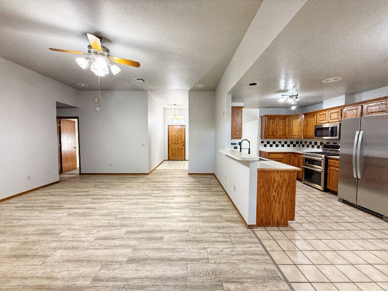 Building Photo - 6605 NW 134th St