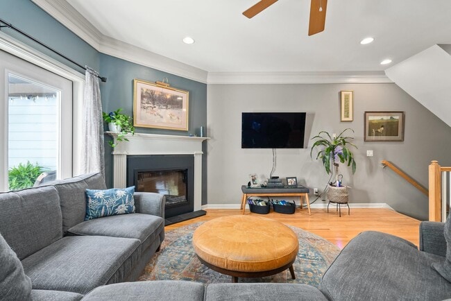 Building Photo - 3369 Preston Shore Dr