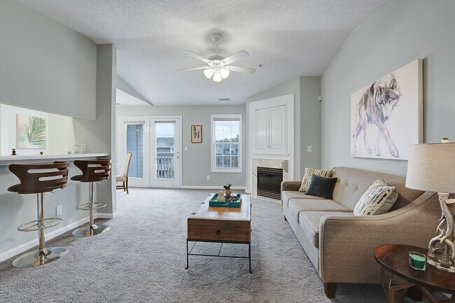 Primary Photo - Freshley Painted! Updated Flooring! Centra...