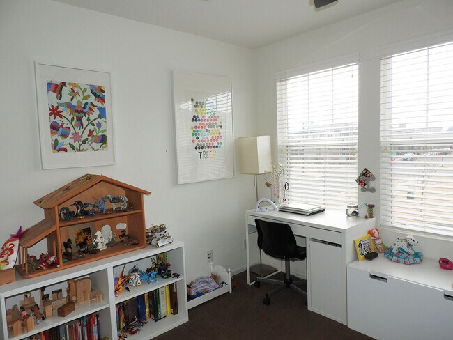 Building Photo - Central Park Home for Rent