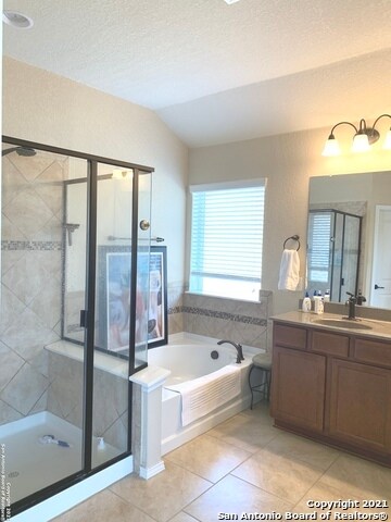 Building Photo - 27402 Camino Haven