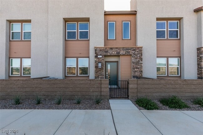 Building Photo - 302 Walsh Peak Ave