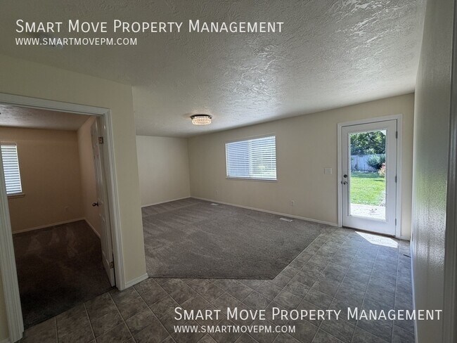 Building Photo - 1241 Ringneck Ct E