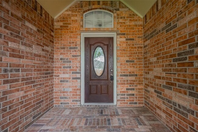 Building Photo - 9631 Highland Pointe Dr