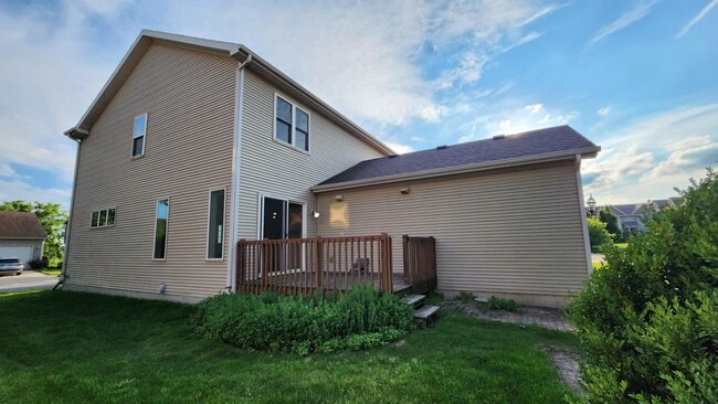 Building Photo - 9412 Briar Haven Dr