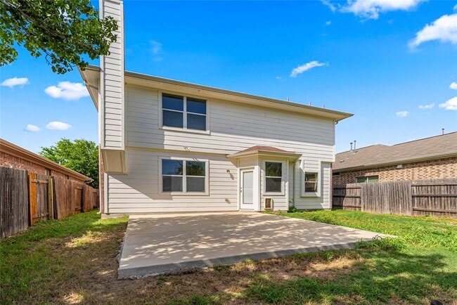 Building Photo - 12021 Pecangate Way