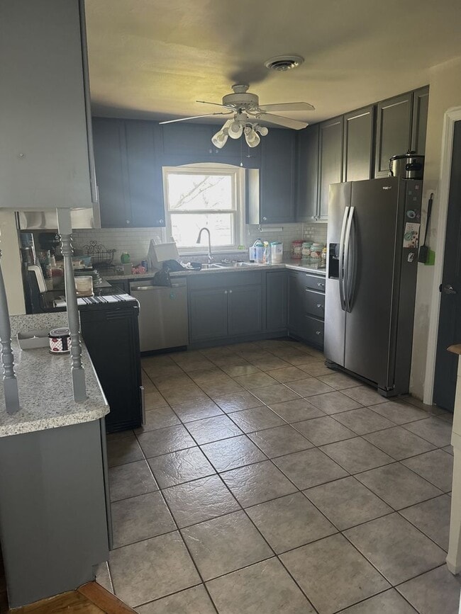 Building Photo - 3 BR 3 BA Ranch in Troy, MO