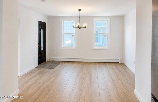 Building Photo - 248 1st St