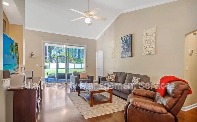 Building Photo - 701 Lake Stone Cir