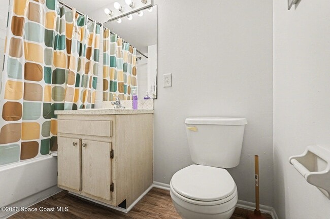 Building Photo - 204 Seminole Ave W