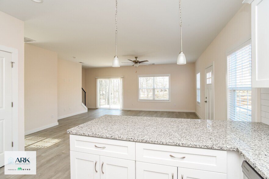 Building Photo - 169 Ruthaven Dr