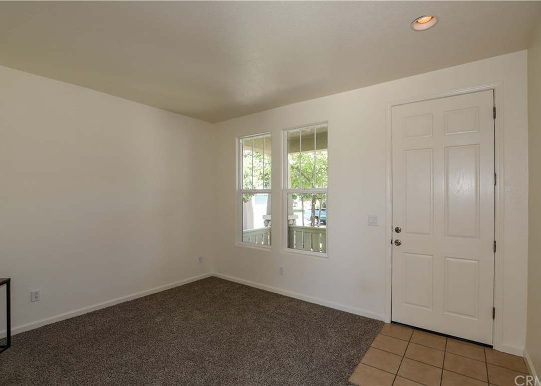 Building Photo - 468 Beckman Way