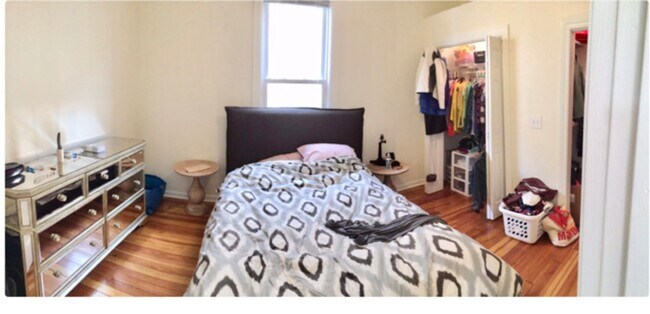 Building Photo - 2519 N Francisco Ave