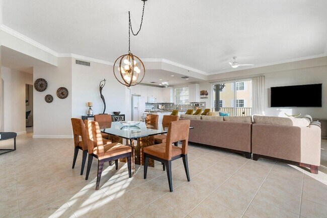 Building Photo - 810 Juno Ocean Walk