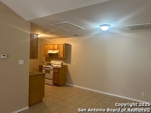 Building Photo - 7639 Windsor Oaks