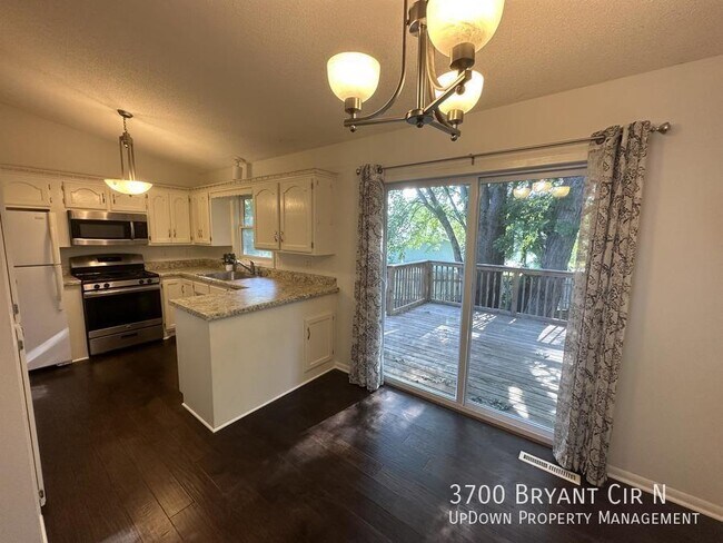 Building Photo - 3700 Bryant Cir