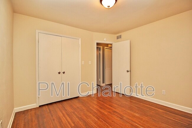 Building Photo - 4317 Walker Rd