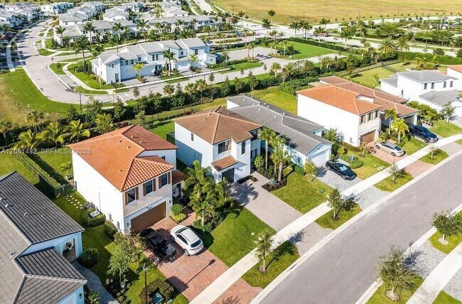 Building Photo - 5485 Starfish Rd
