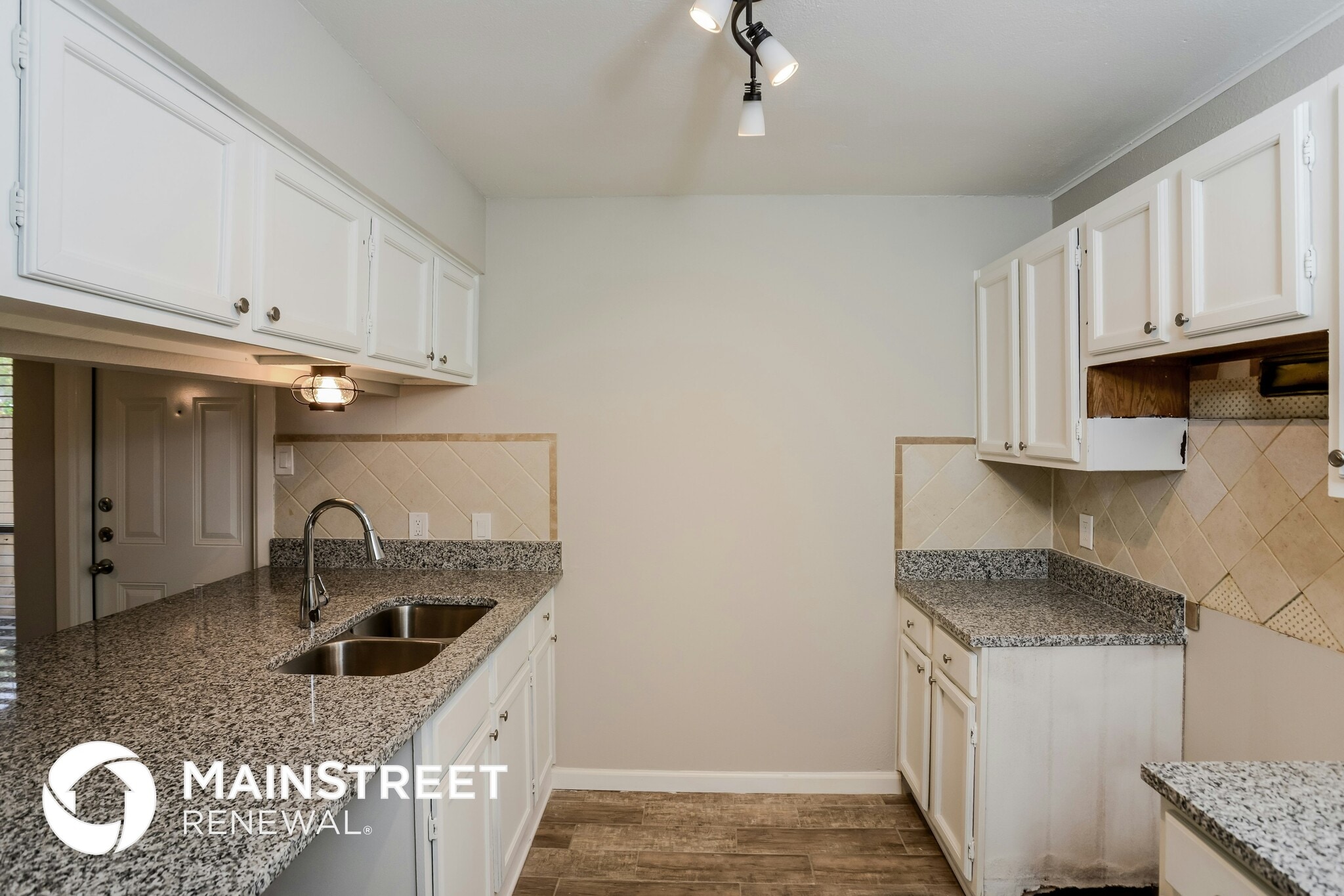 Building Photo - 2923 Black River Ln