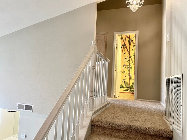 Building Photo - Hidden Gem in Gated Community - Summerlin