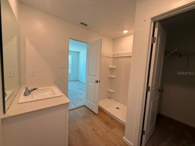 Building Photo - 2428 Bevel Ln