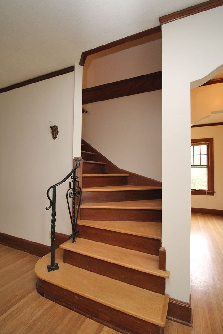 Building Photo - 2904-2914 SE Washington St & 606 SE 29th Ave