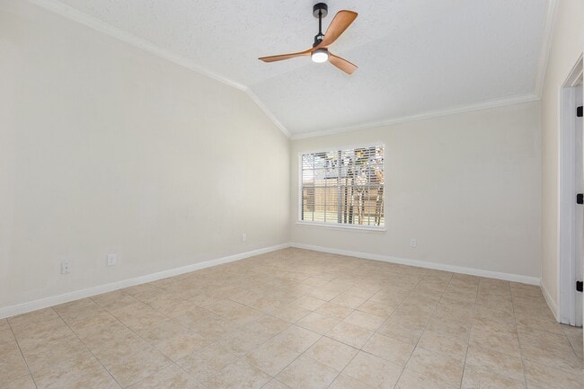 Building Photo - 5442 Garden Village Dr
