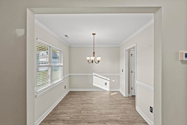 Building Photo - 707 Pandion Ct