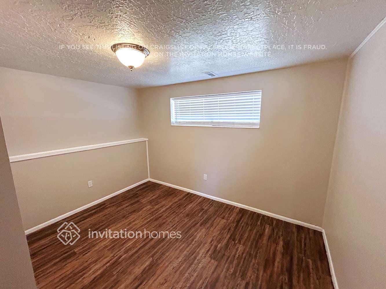 Building Photo - 6672 S Somerset Dr