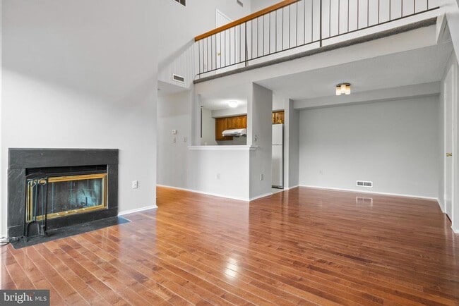 Building Photo - 902 Aspen Dr