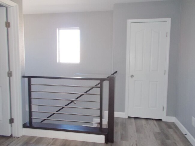 Building Photo - Modern 3-Bedroom Home in Prime Location with Stylish Upgrades