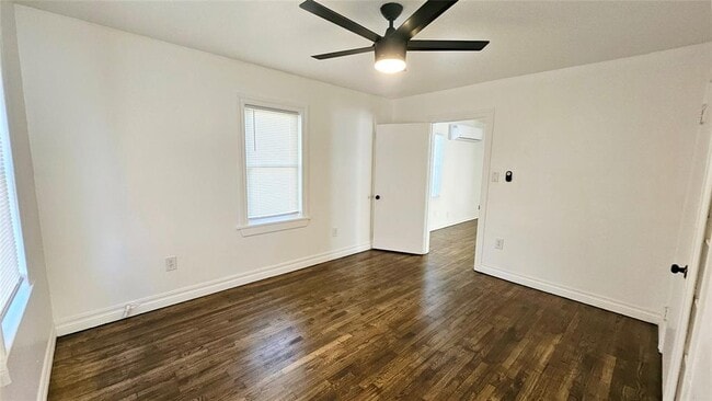 Building Photo - 205 Madison Ave NE