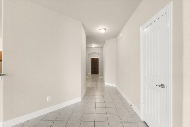 Building Photo - 3816 Fordham St