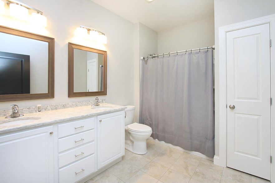second bathroom - 131 Mill St